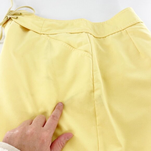 Izod Ladies Yellow Skort With Tie Waist & Pocket Design Size 4 Golf Tennis Skirt - Picture 9 of 10